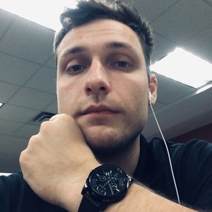 Meet your Posher, Taylor